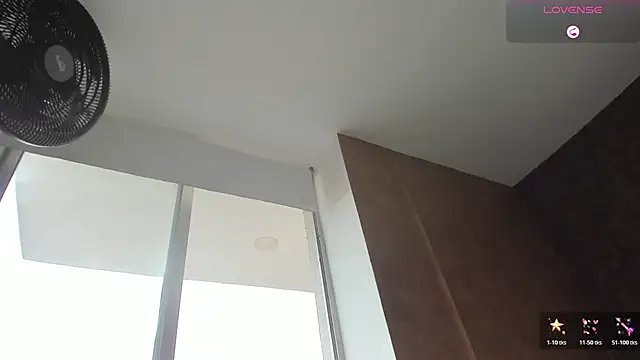 sweet  vanessa1 online show from March 5, 10:48 pm