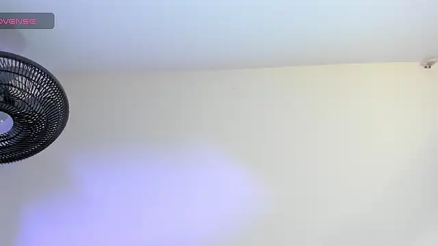 Snapshot of sweet__vanessa1 chatting on July 1, 1:17 am sweet vanessa1 online show from July 1, 1:17 am