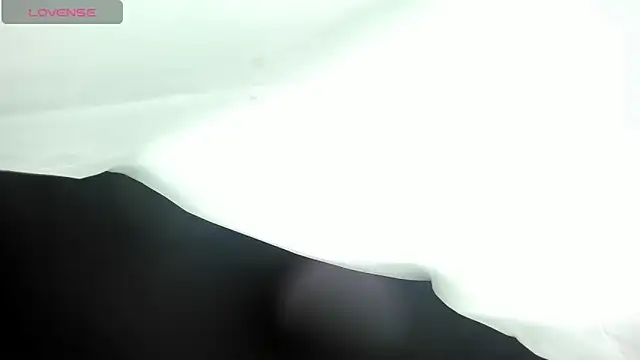 sweet  vanessa1 online show from November 6, 3:43 am