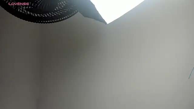 sweet  vanessa1 online show from September 13, 3:28 am