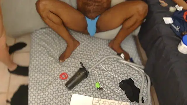 Piercedmuscle80 online show from June 11, 12:23 am