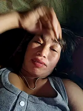 Snapshot of ngocngoc_cute chatting on October 15, 12:46 pm ngocngoc cute online show from October 15, 12:46 pm