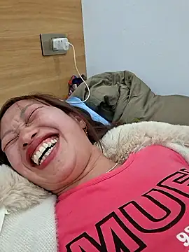 ngocngoc cute online show from January 11, 12:23 pm