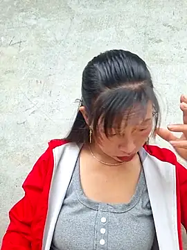 Snapshot of ngocngoc_cute chatting on October 14, 11:47 pm ngocngoc cute online show from October 14, 11:47 pm