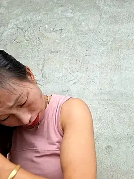 Snapshot of ngocngoc_cute chatting on October 9, 12:00 am ngocngoc cute online show from October 9, 12:00 am