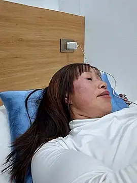 ngocngoc cute online show from January 10, 12:55 pm