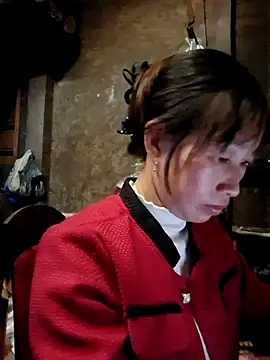 Snapshot of ngocngoc_cute chatting on November 12, 1:04 pm ngocngoc cute online show from November 12, 1:04 pm