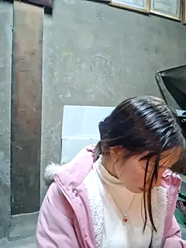 Snapshot of ngocngoc_cute chatting on November 28, 1:33 pm ngocngoc cute online show from November 28, 1:33 pm