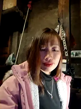 Snapshot of ngocngoc_cute chatting on November 25, 12:49 pm ngocngoc cute online show from November 25, 12:49 pm