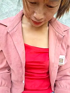Snapshot of ngocngoc_cute chatting on June 25, 12:08 am ngocngoc cute online show from June 25, 12:08 am