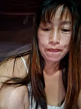 Snapshot of ngocngoc_cute chatting on June 21, 7:03 am ngocngoc cute online show from June 21, 7:03 am