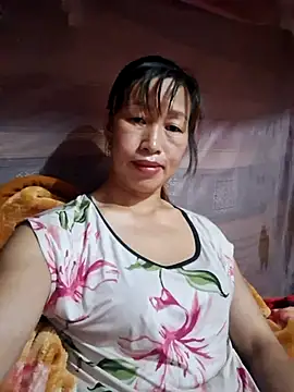 Snapshot of ngocngoc_cute chatting on July 8, 3:19 am ngocngoc cute online show from July 8, 3:19 am