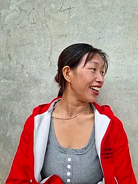 Snapshot of ngocngoc_cute chatting on October 14, 4:02 am ngocngoc cute online show from October 14, 4:02 am