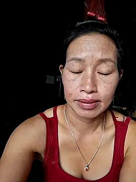 Snapshot of ngocngoc_cute chatting on October 26, 11:49 pm ngocngoc cute online show from October 26, 11:49 pm