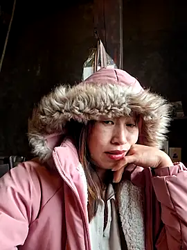 ngocngoc cute online show from December 5, 3:49 am