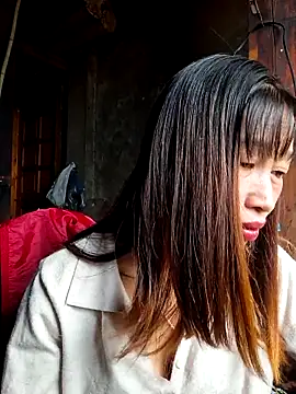 Snapshot of ngocngoc_cute chatting on November 7, 1:21 am ngocngoc cute online show from November 7, 1:21 am