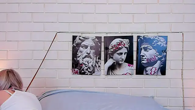 Blondy Fina online show from September 20, 5:01 am