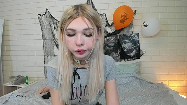 Blondy Fina online show from October 30, 4:44 am