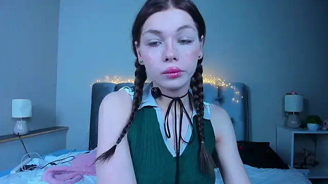 Snapshot of Blondy_Fina chatting on July 20, 4:53 am Blondy Fina online show from July 20, 4:53 am