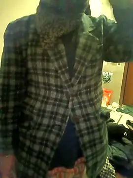 Snapshot of soni_yhakur chatting on December 23, 5:51 am soni yhakur online show from December 23, 5:51 am