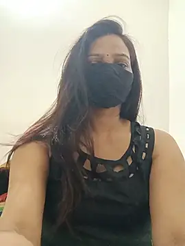 Snapshot of soni_yhakur chatting on June 15, 1:50 am soni yhakur online show from June 15, 1:50 am