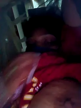 Snapshot of soni_yhakur chatting on September 25, 6:58 pm soni yhakur online show from September 25, 6:58 pm