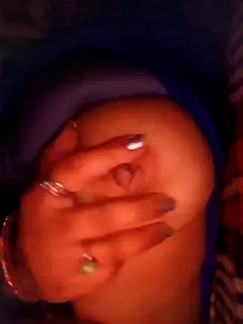 Snapshot of soni_yhakur chatting on October 5, 6:09 pm soni yhakur online show from October 5, 6:09 pm