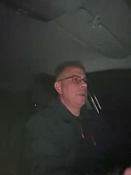 andyjulia online show from November 3, 5:23 am