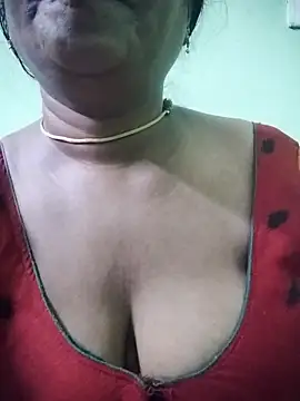 Snapshot of indira-telugu chatting on October 13, 12:56 am indira-telugu online show from October 13, 12:56 am