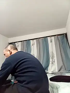 CWQ123 online show from December 18, 2:21 pm