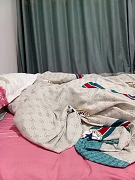 CWQ123 online show from March 21, 11:47 am