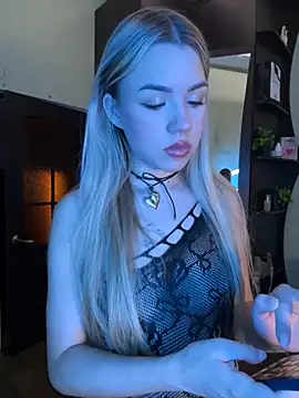 Snapshot of NastyaKiss1 chatting on September 10, 3:22 pm NastyaKiss1 online show from September 10, 3:22 pm