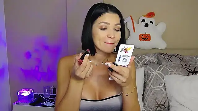 Emily Sheen online show from October 8, 8:49 am