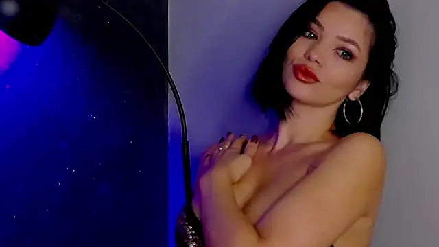 Emily Sheen online show from November 13, 5:22 am