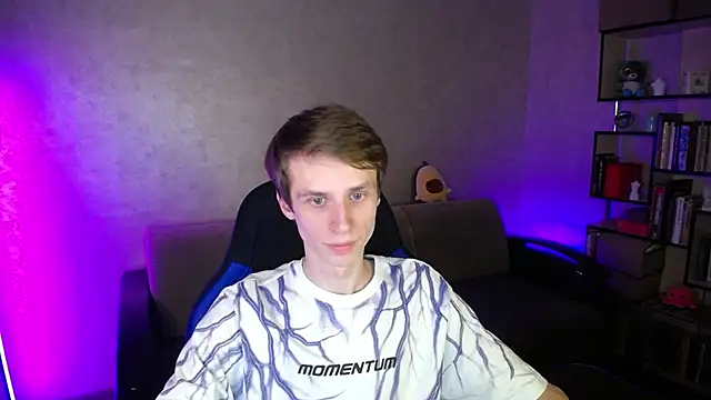 Snapshot of yes_cute_boy_ chatting on November 1, 9:52 pm yes cute boy online show from November 1, 9:52 pm