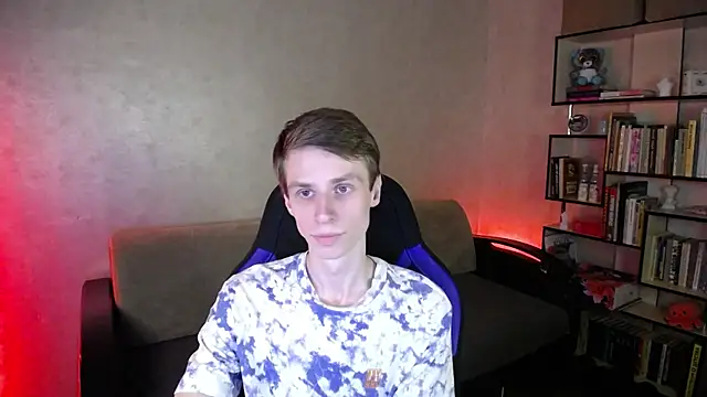 Snapshot of yes_cute_boy_ chatting on September 27, 5:08 pm yes cute boy online show from September 27, 5:08 pm