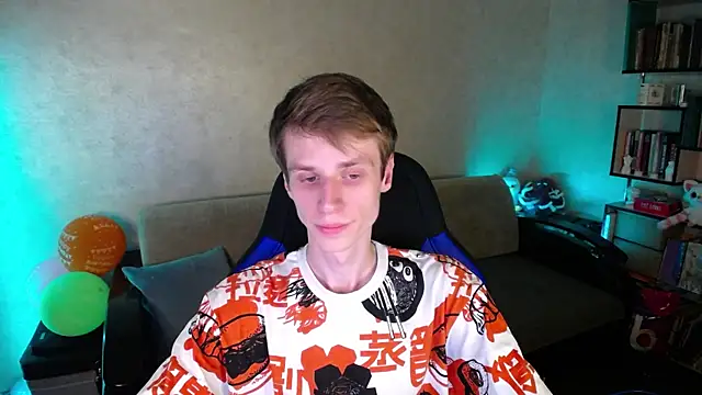 yes cute boy  online show from August 2, 8:28 pm