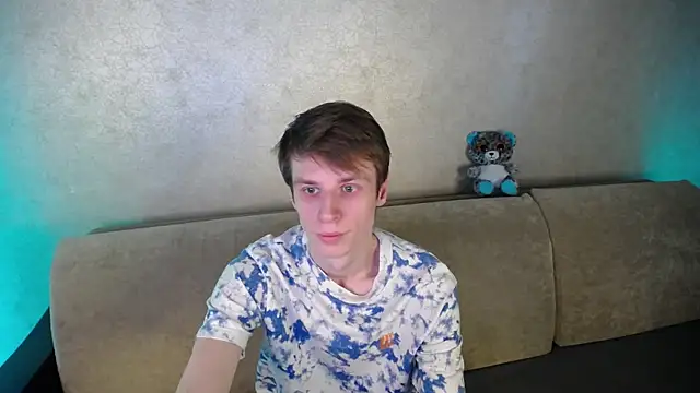 yes cute boy  online show from March 30, 8:49 am