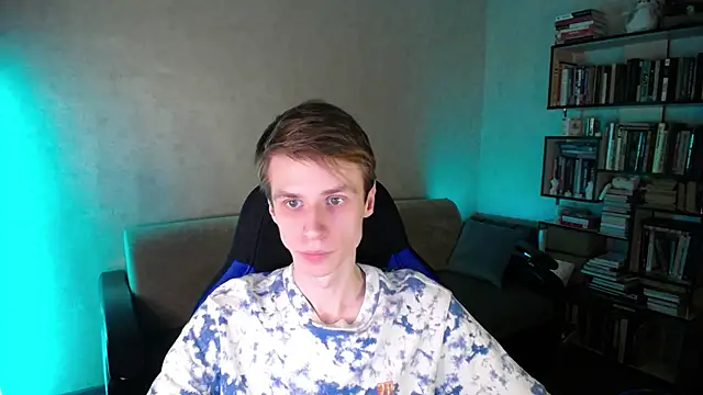 yes cute boy  online show from March 1, 4:51 pm