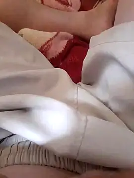 Snapshot of Brongiep chatting on November 20, 5:19 am Brongiep online show from November 20, 5:19 am