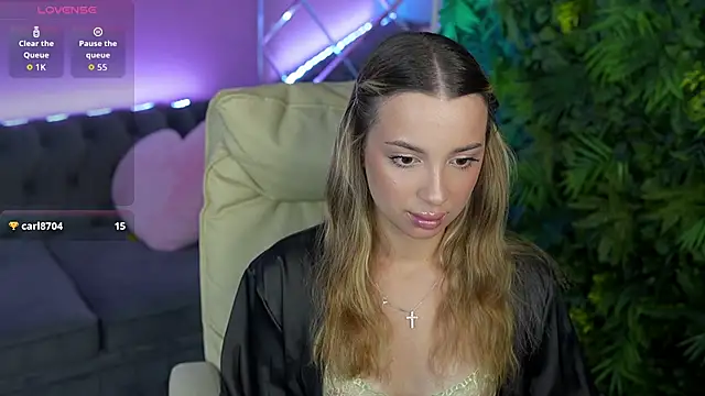 MelisaRoss online show from June 30, 1:22 pm