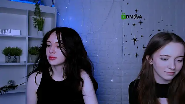 riley sanders online show from March 26, 8:18 pm