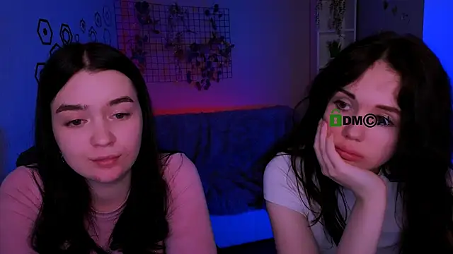 riley sanders online show from April 28, 2:27 am