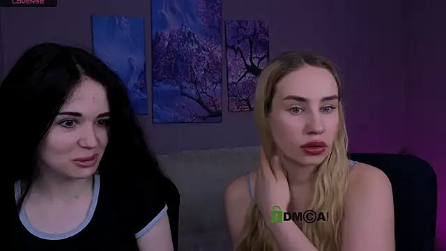 riley sanders online show from December 16, 10:36 pm