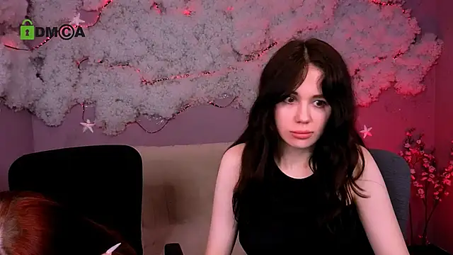 riley sanders online show from April 30, 8:57 pm