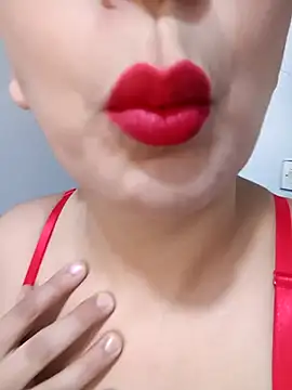 LINA-DALOUA online show from November 19, 8:14 am