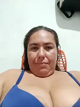 Snapshot of yyuly chatting on October 17, 3:47 pm yyuly online show from October 17, 3:47 pm