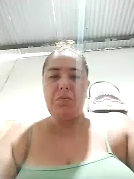 Snapshot of yyuly chatting on October 21, 1:43 pm yyuly online show from October 21, 1:43 pm