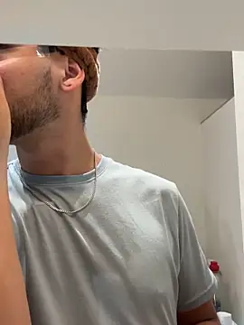 Snapshot of Gipsyboysteve chatting on February 21, 3:03 pm Gipsyboysteve online show from February 21, 3:03 pm