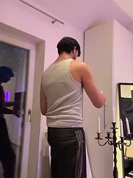 Gipsyboysteve online show from April 9, 6:25 pm